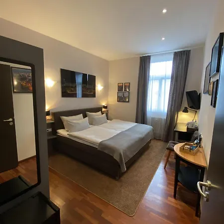 Kaiserhof Hotel