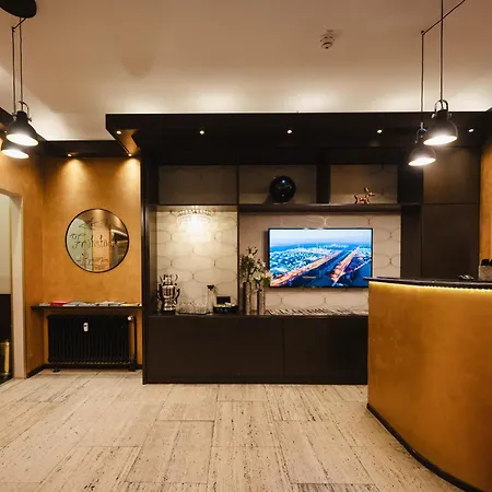 מלון Kaiserhof 4*