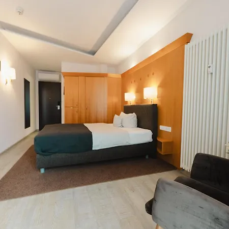 Kaiserhof 4* קרלסרוהה