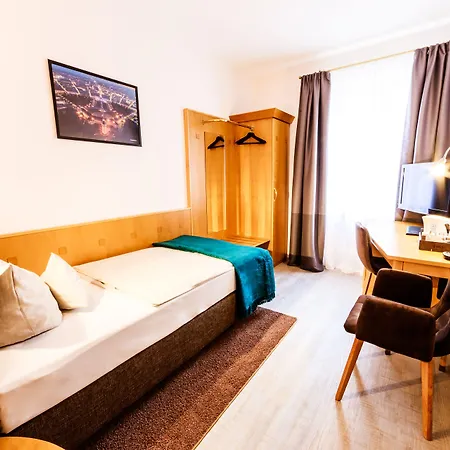 Kaiserhof 4* 카를스루에