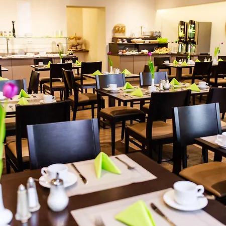 מלון Kaiserhof 4*