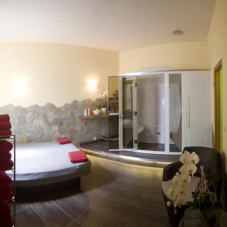 Kaiserhof Hotel 4*